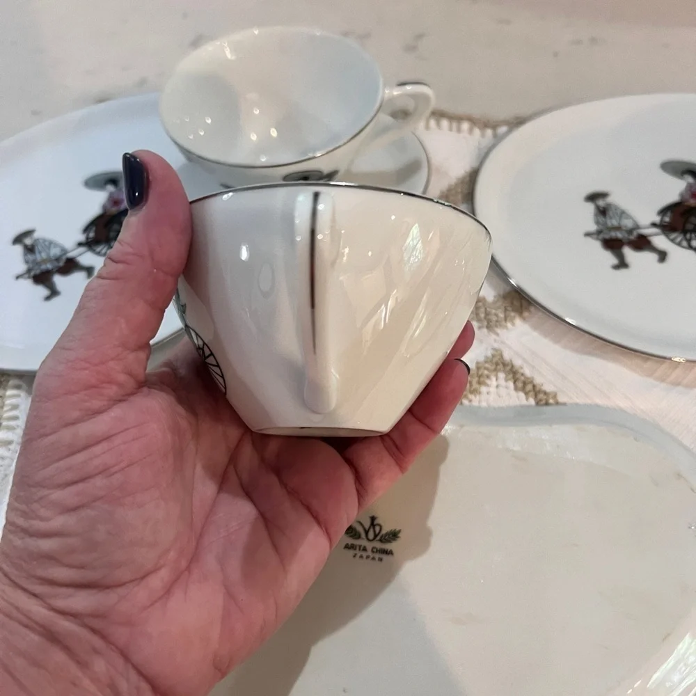 Arita Snack plates and tea cup Pattern name Rikisha Set of 5 Vintage